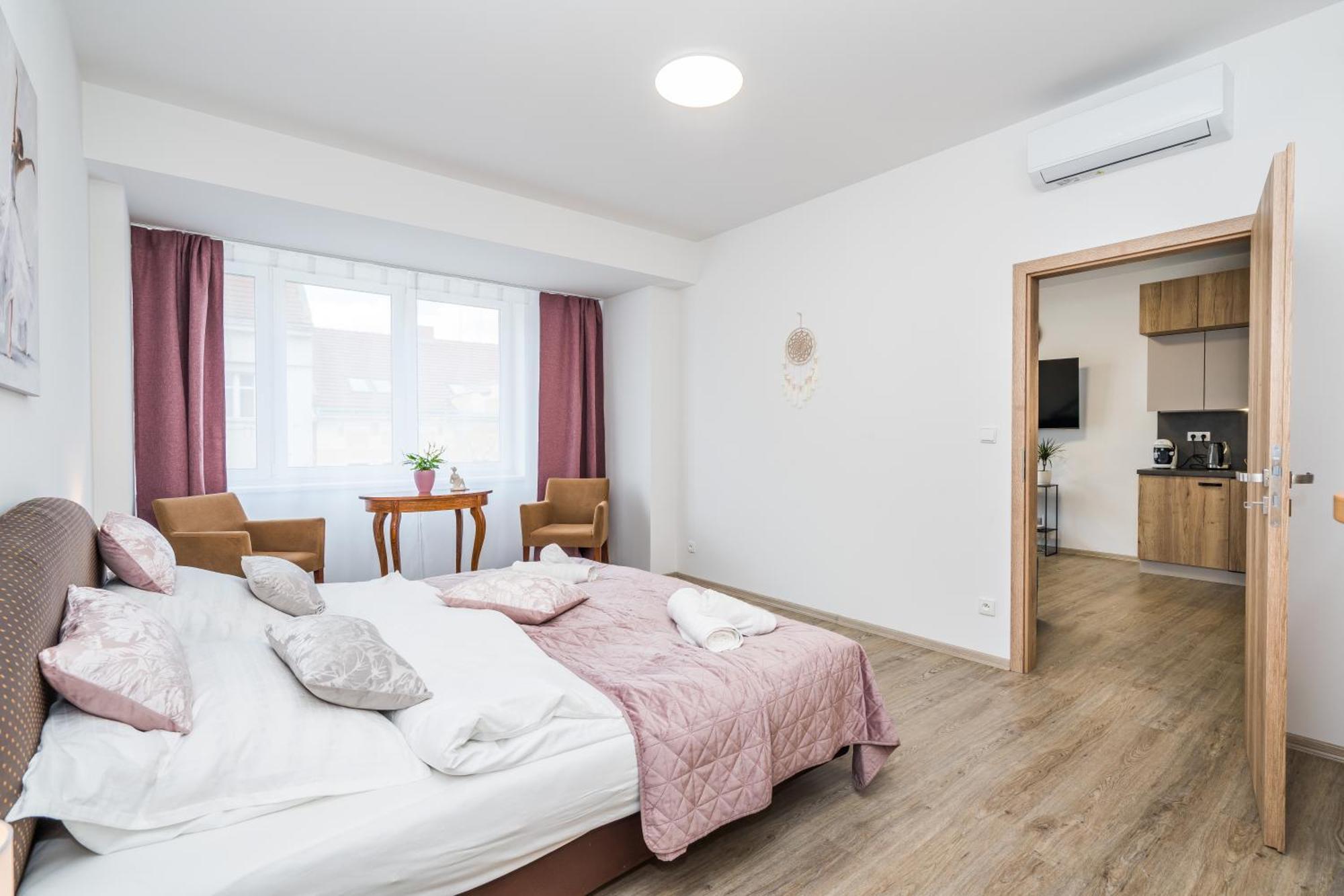 Perla Hradce 302 公寓 Hradec Králové